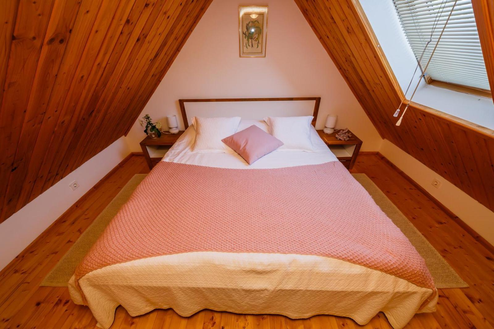 Beautiful Cottage With Heated Pool For 22 Ppl Plaški Exterior foto